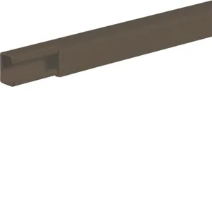 Asennuskanava Hager Tehalit.LF ruskea - ASENNUSKANAVA TEHALIT.LF LF100100 PVC 10x10x2000 RUS