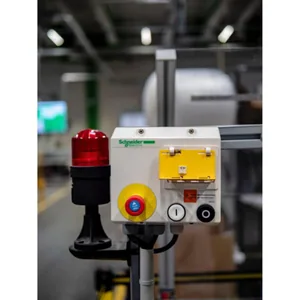 Kumisuojuspainike Schneider Electric Harmony - TASOPAINIKE HARMONY ZB 5AA9 + PAINIKELEVYSARJA