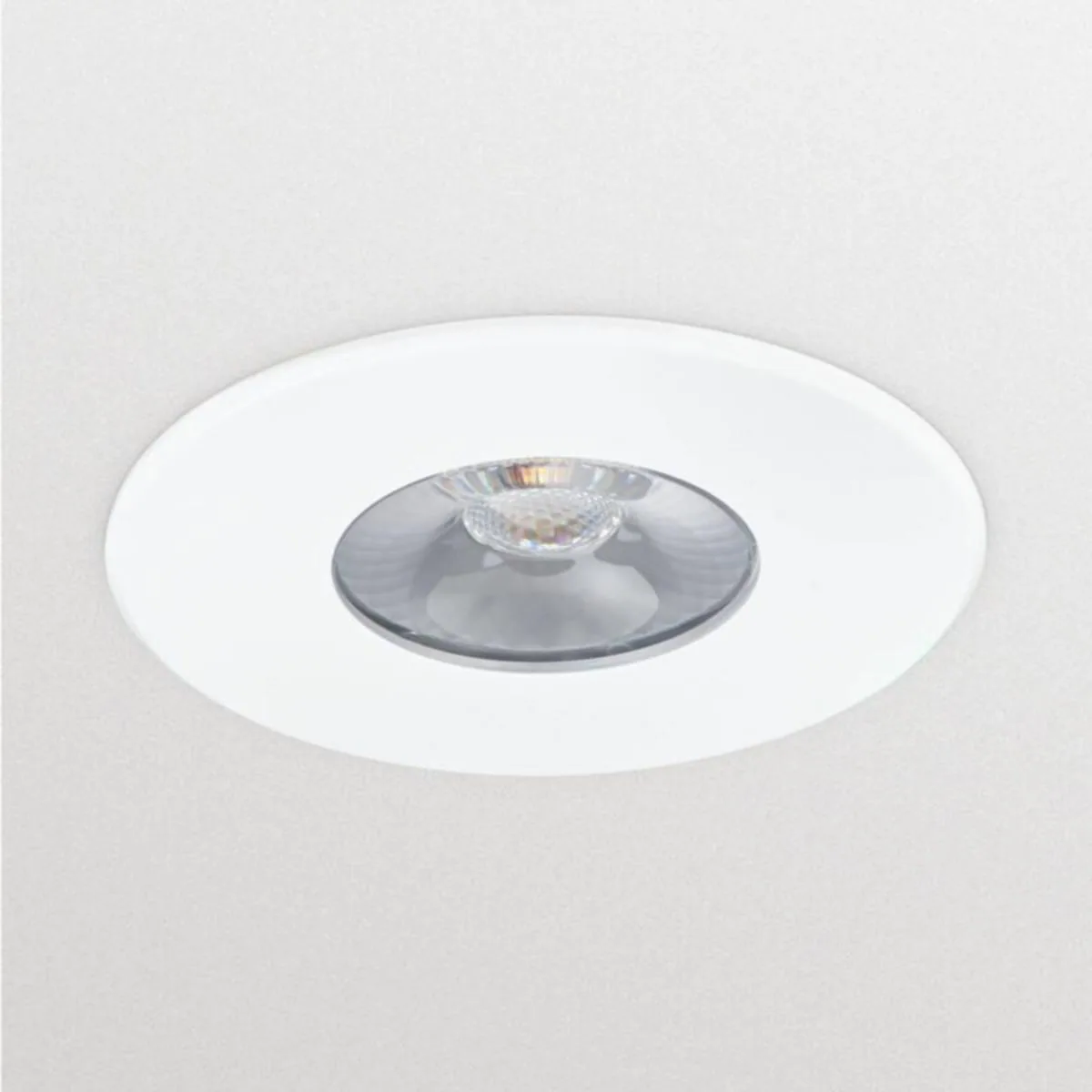 Alasvalo Philips CoreLine Recessed Spot 900LM 830 10W D78 WH KIINTEÄ – 3000
