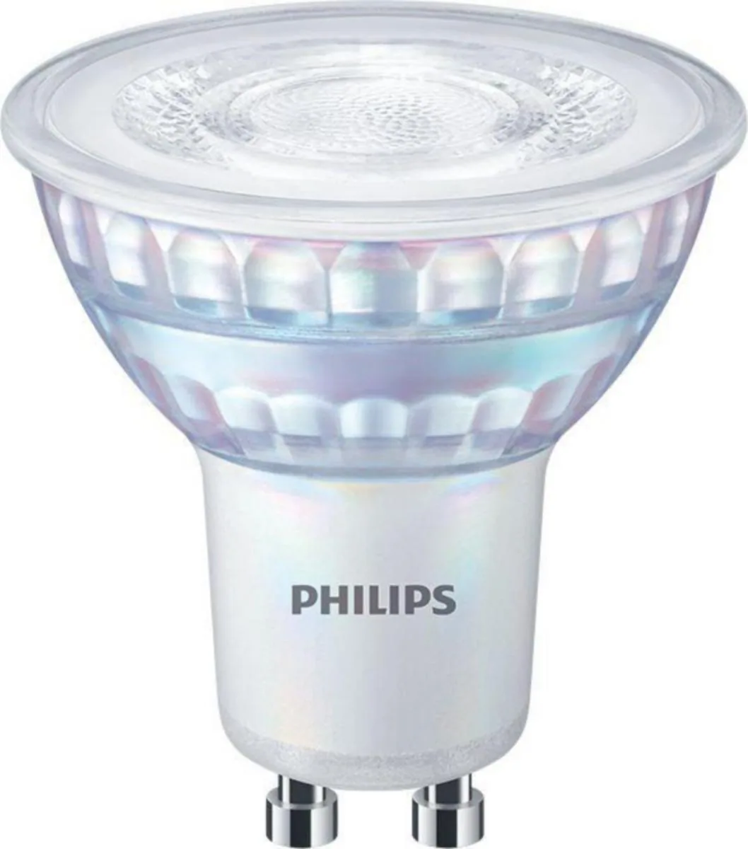 Kohdelamppu Philips CorePro 4-50W GU10 827 36D DIM 345LM – 2700