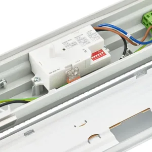 Teollisuusvalaisin suljettu Philips Coreline waterproof - TEOLLISUUSVALAISIN SULJ WT120C G2 LED40S/840 PSU MDU TW3 L12