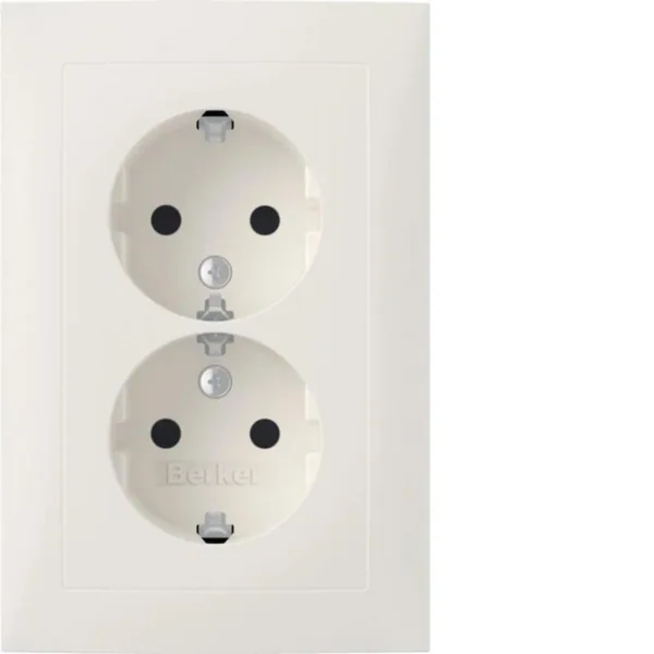 Pistorasia Hager S.1 2S/16A/IP20 2X 1.5KR UPJ VAL