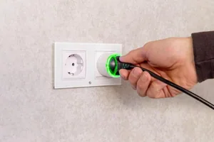 Plug PM -tuotteet Shelly - ÄLYPISTORASIA SHELLY PLUG PM GEN3 WHITE