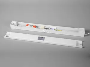 Työpistevalaisin Hide-a-lite Kitchen Line Basic - TYÖPISTEVALAISIN KITCHEN LINE IP20 770LM 8W 927/930 WH