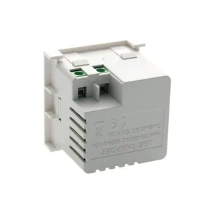 AV-rasia Erard - AV-RASIA ERARD USB-A JA USB-C LATAUS 45X45MM