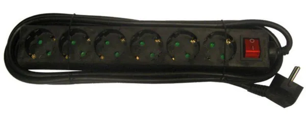 Jatkojohto Reimax Electronics PVC 6-OS 3m MSK 3G1.5 MUSTA KYTK