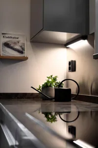 Pinta-/ripustusvalaisin Hide-a-lite Flexline - PINTA-/RIPUSTUSVAL. FLEXLINE IP20 1485LM 19W 27/3/4K BL