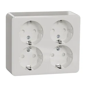 Pistorasia Schneider Electric Exxact 4-osainen IP21