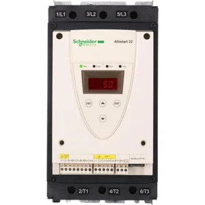 Pehmokäynnistin Schneider Electric Altistart 22 - PEHMOKÄYNNISTIN ALTISTART 22 ATS22 88A <600V 220V OHJ.