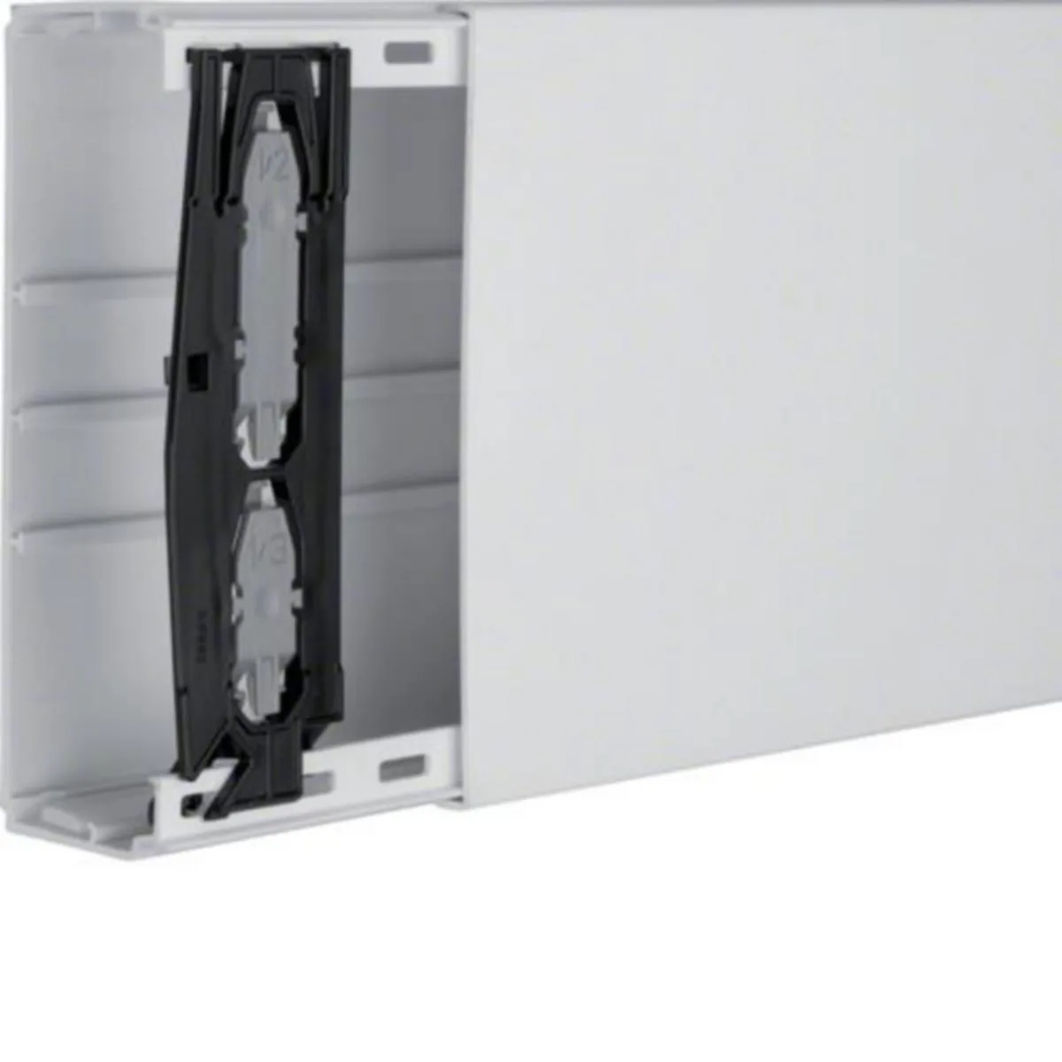 Asennuskanava Hager Tehalit.LF vaaleanharmaa - ASENNUSKANAVA TEHALIT.LF LF601900 PVC 60X190X2000 VHA