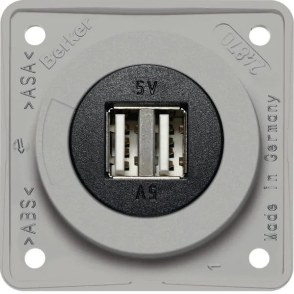 Pistorasia Hager Integro Flow 2USB/2.5A/12VDC UR HAR