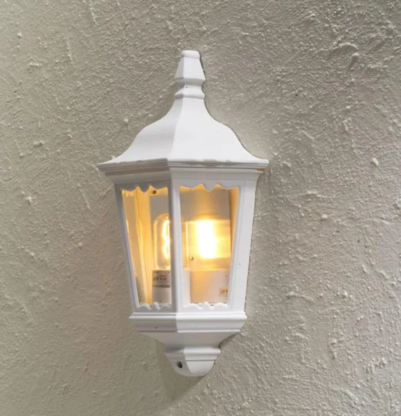 Seinävalaisin ulko Konstsmide Firenze 7229-250 IP43 E27 VA