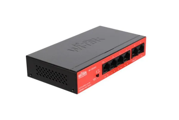 Ethernet kytkin Wi-Tek 4FE POE,250M +2FE 40W