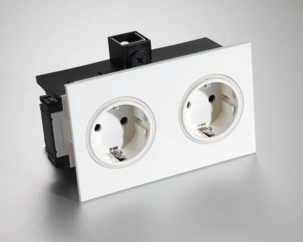 Kanavapistorasia OBO Signa Base PVC 2-OSAINEN