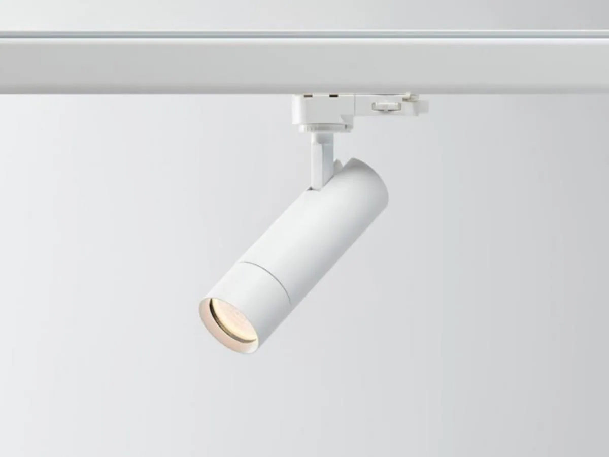 Kohdevalaisin Hide-a-lite Optic Track IP20 390LM 5,4W 27/3K WH DIM – 2700-3000