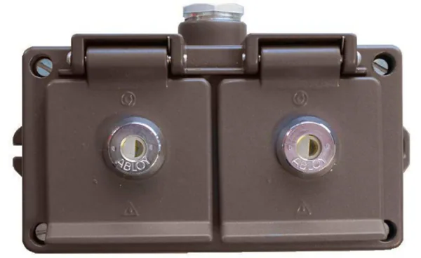 Pistorasia Selcast 2-os IP44 16A LUKOLLA 1xPK16