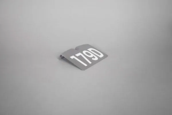 Seinävalaisin ulko Hide-a-lite Pave Wall numerokilpi