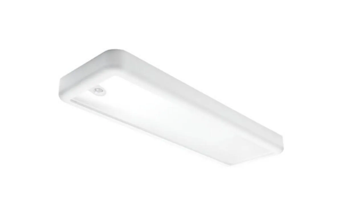 Pinta-asennusvalaisin SG Sense S 200X640 27K PIR