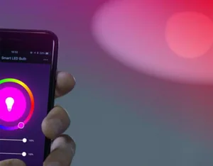 Kohdelamppu Finnsat WOOX WiFi - KOHDELAMPPU WOOX WIFI LED-LAMPPU RGB+CCT GU10