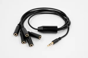 Haaroitinjohto Shelly - ANTURITARVIKE SHELLY SPLITTER 1 TO 5 - 3.5MM JACK