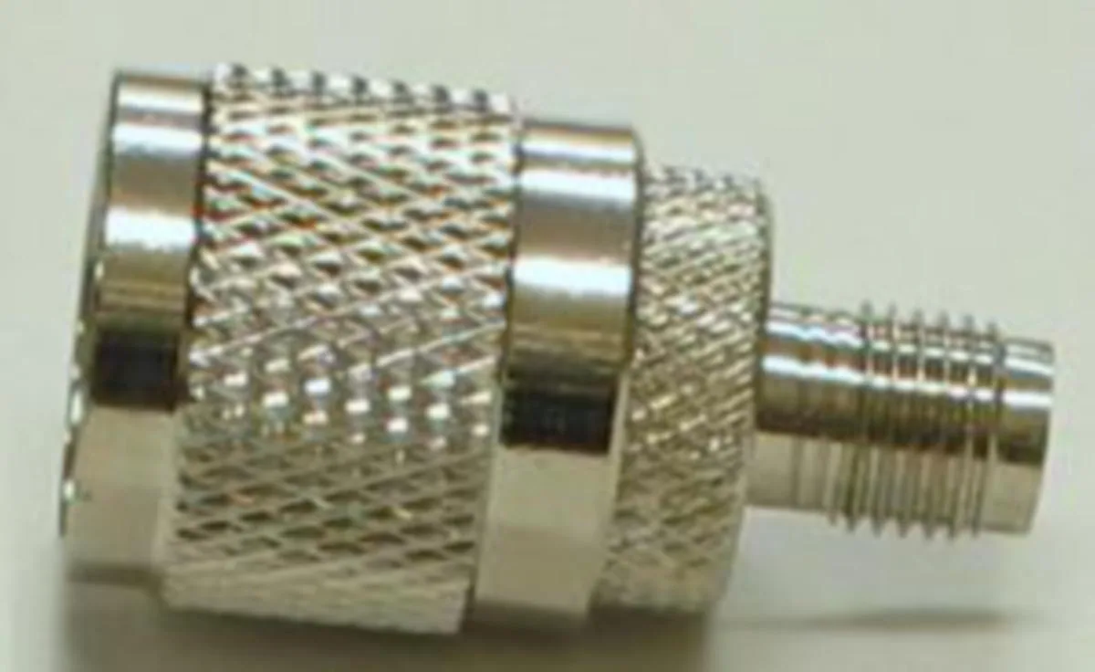 Adapteri Finnsat Sisäverkko TNC-UROS/SMA-NAARAS 50OHM
