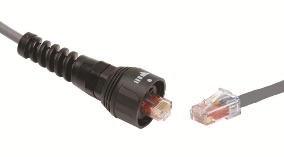 Kytkentäkaapeli Systimax CAT6 U/UTP IP67 - KYTKENTÄKAAPELI-CAT6 SYSTIMAX UTP 2.1M/7FT IP67 HARMAA