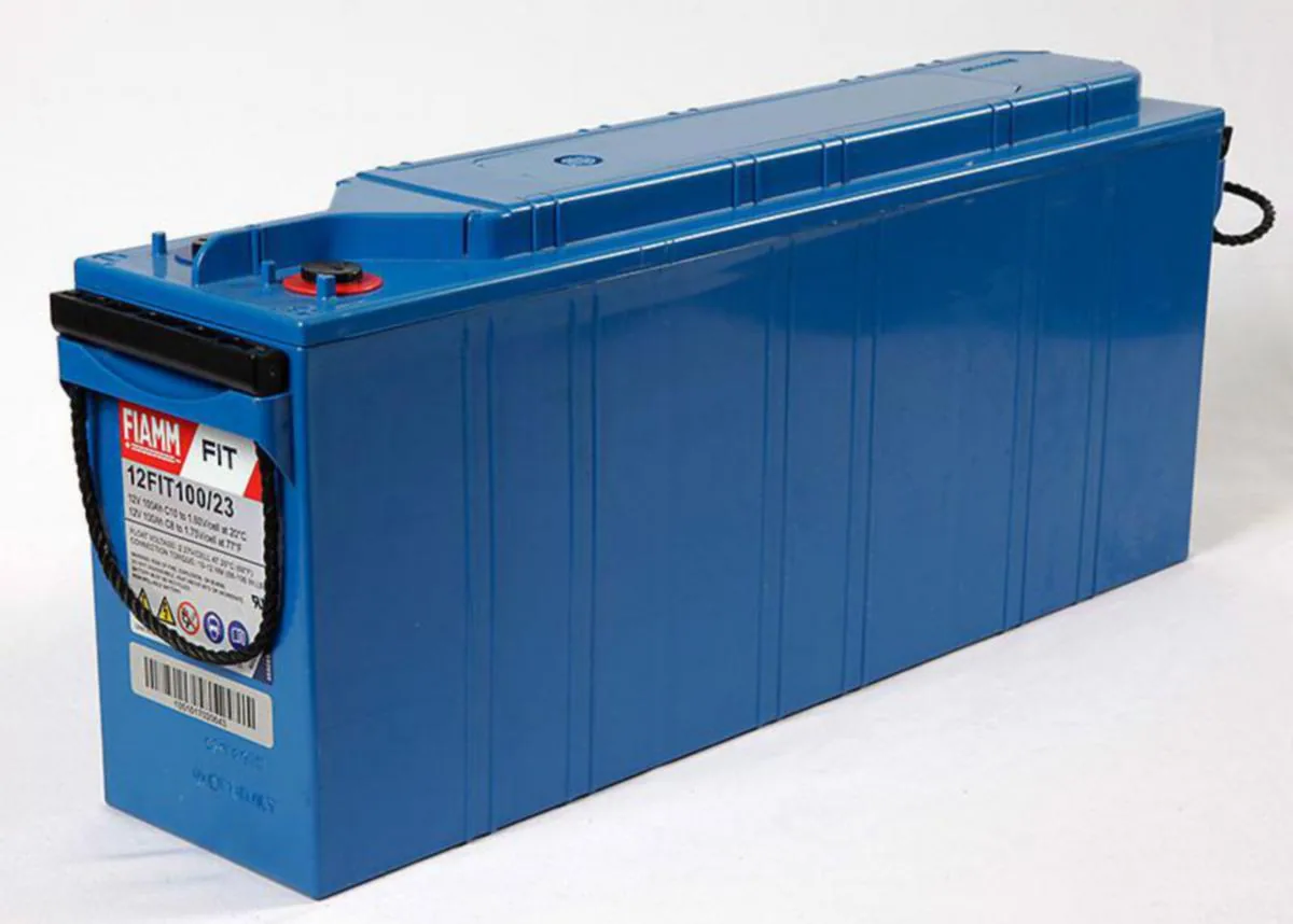 Suljettu lyijyakku (AGM) UPS-käyttöön FIT etunapasarja FIAMM 12FIT100/23 12V/100Ah T11-NAPA