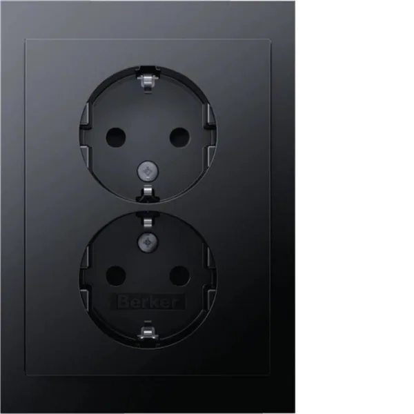 Pistorasia Hager K.1 2S/16A/IP20 UPJ ANT