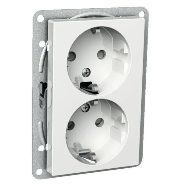 Pistorasia Schneider Electric Exxact matala
