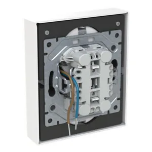 Pistorasia + USB ABB Impressivo maadoitettu 2-osainen - PISTORASIA + USB IMPRESSIVO 2S/16A/IP21 UKJ 0X USBC+C MVAL