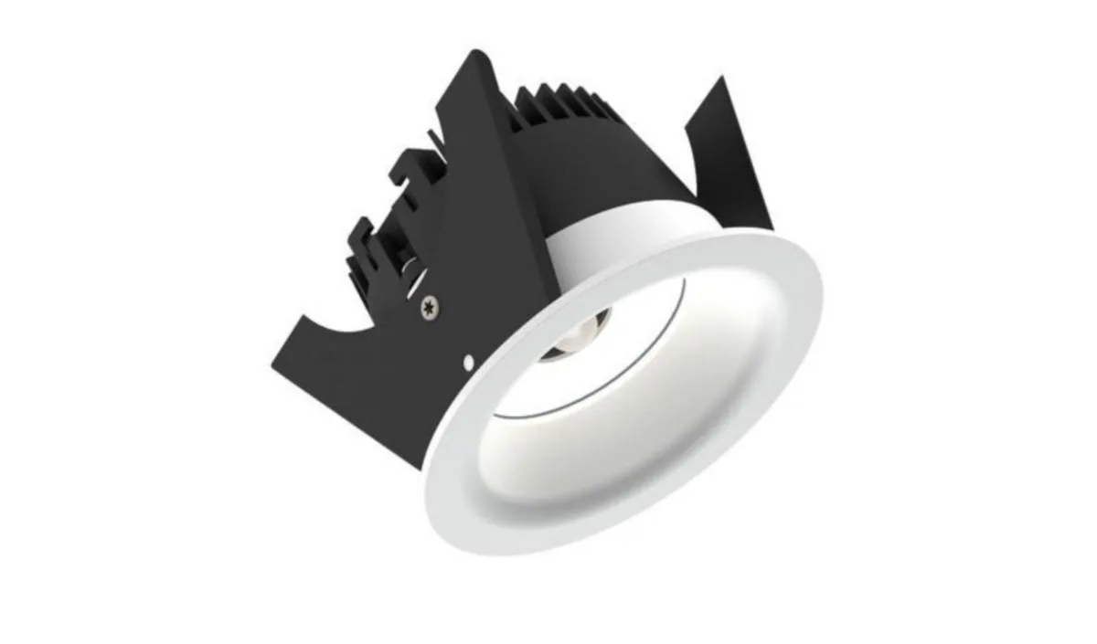 Alasvalo Illuxtron Sensor - TUNNISTINVALAISIN ILLUXTRON SENSOR 75 HV 600LM 3K 80° VA