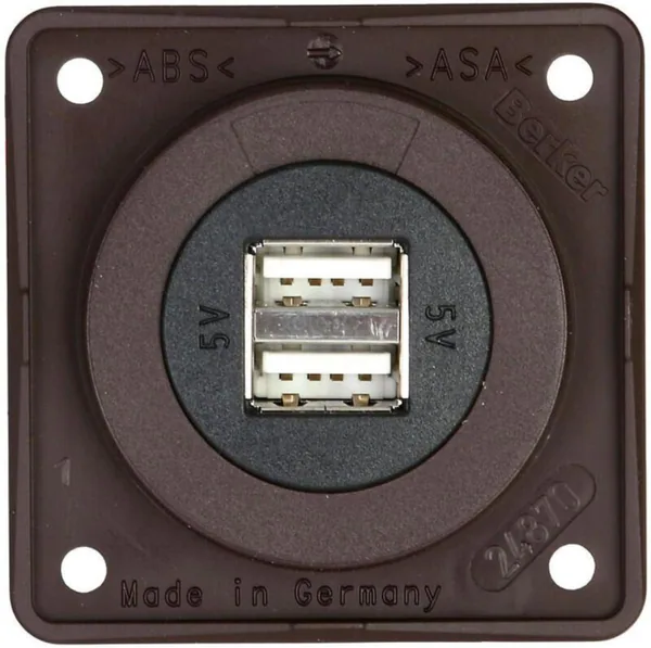 Pistorasia Hager Integro Flow 2USB/2.5A/12VDC UR RUS