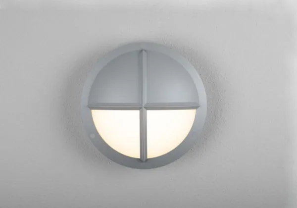 SEINÄVALAISIN ULKO HIDE A LITE MOON PUBLIC CROSS II IK10 HARM
