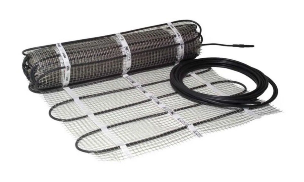 Sulanapitomatto DEVIasphalt 300 1.00X19M 5840W 400V