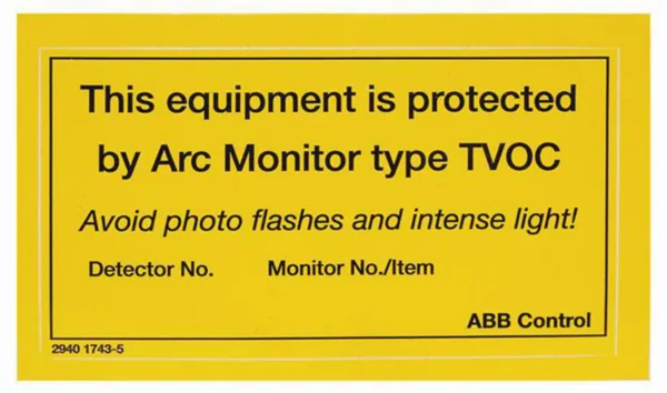 Lisäkilpi ABB TVOC-info