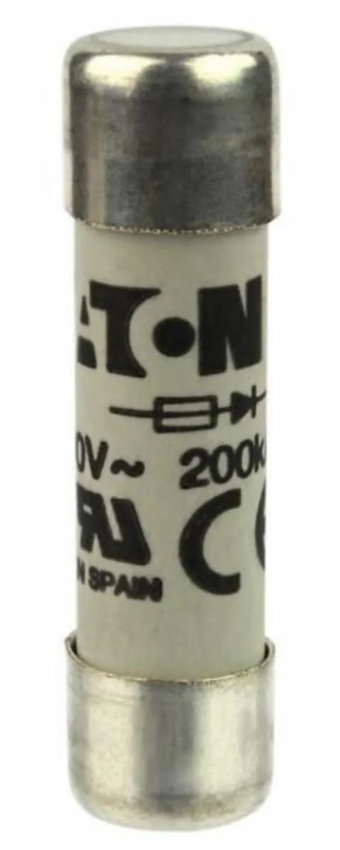 Putkisulake keraaminen UR Bussmann 16A 690VAC GR 10X38MM