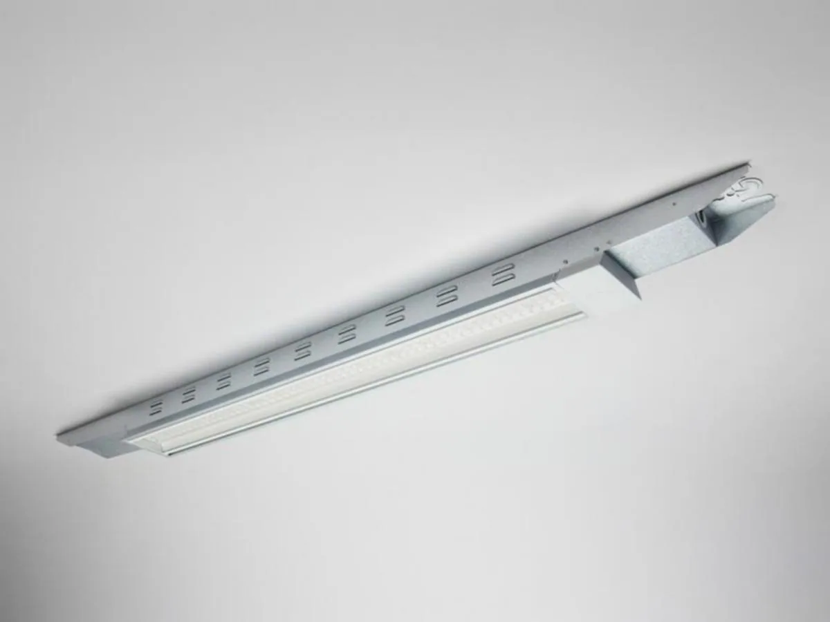 Teollisuusvalaisin avoin Hide-a-lite Indline G2 IP23 15100LM 80W CASAMBI – 4000
