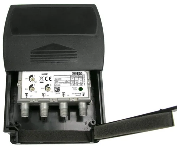 Mastovahvistin Televes FM/VHFIII/UHF