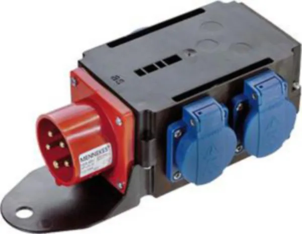 Adapteri Bachmann 1x5x16A-3xSCH IP44