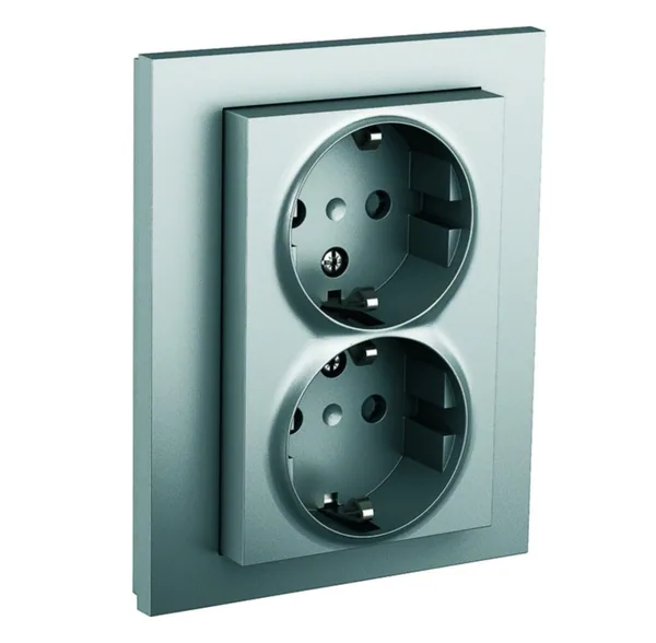 Pistorasia ELKO Plus 2 ja 3 upotettava 2S/16A/250V/IP20 UPJ/R ALU