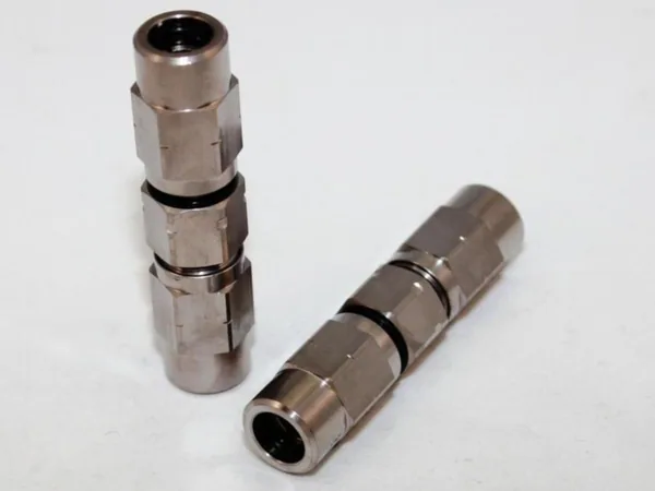 Vaihtoliitin Cabelcon RG-11 / TELLU 7