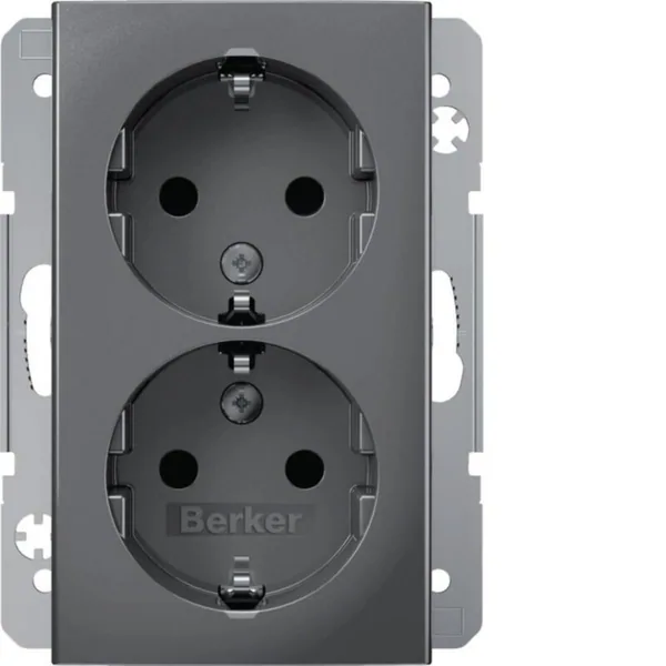 Pistorasia Hager S.1 2S/16A/IP20 2X 1.5DB UKJ ALU