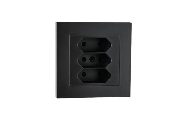Pistorasia SG Install uppoasennus 3E/2,5A/IP21 UKJ 2X MUS