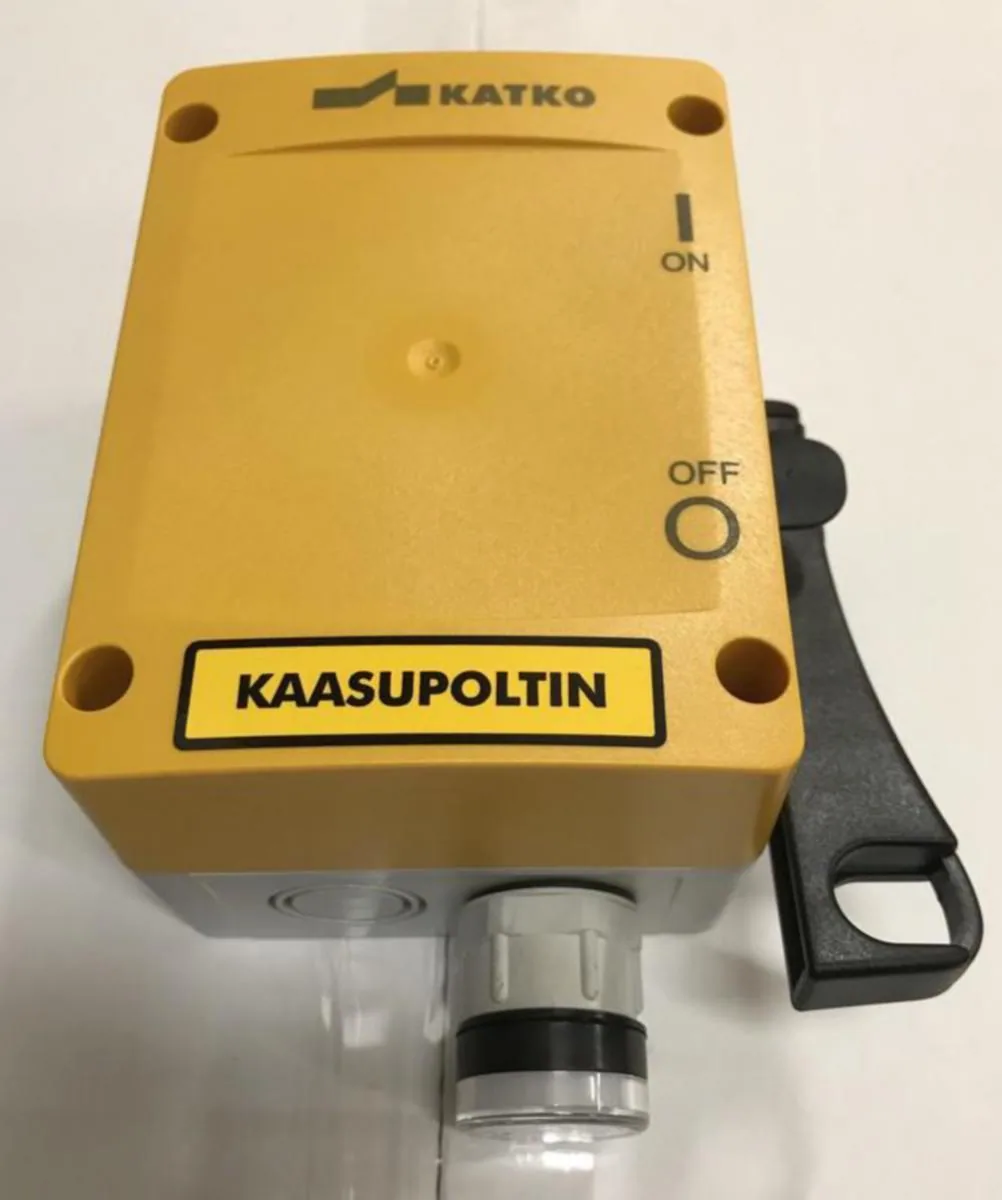 Kuormankytkin vipu Katko IsoSafe Sivustaväännettävät KE 325 MKM 3x25A 400V 11kW – punainen