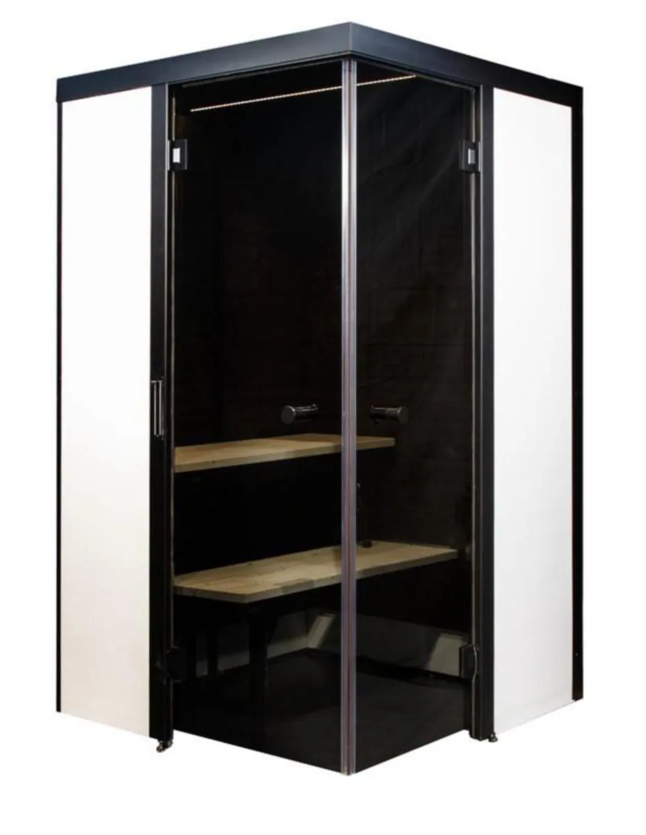 Kylpyhuonesauna Smartfold 2.0 Harvia - KYLPYHUONESAUNA HARVIA SMARTFOLD 2.0. OIKEAK. MUSTA