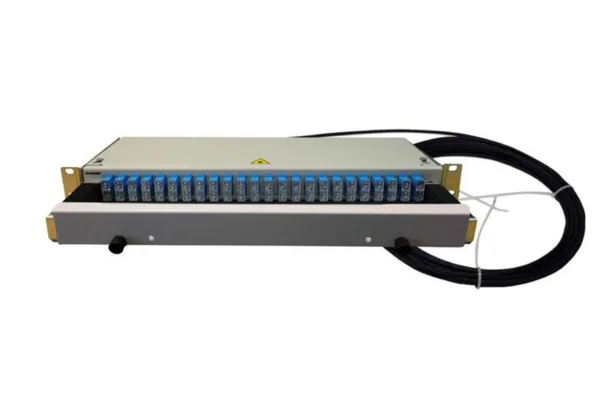 Paneeli-esikytketty Naficon Kaappitarvike PAN. 19" SC/- HBBX 48SML 15M