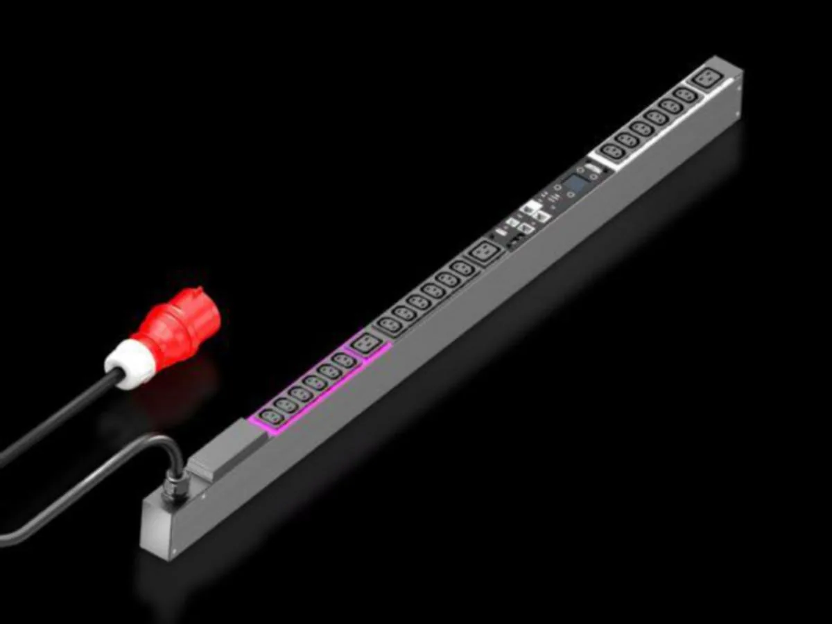 Virranjakeluyksikkö PDU Metered+ Rittal VX IT - VIRRANJAKELUYKSIKKÖ PDU RITTAL PDU METERED+16A/3 CEE 18XC13+3