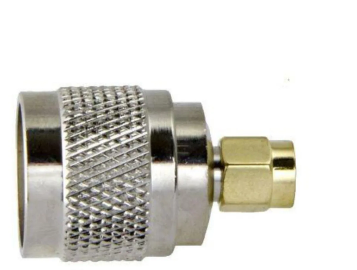 Adapteri Finnsat Sisäverkko N-UROS/SMA-UROS-ADAPTERI