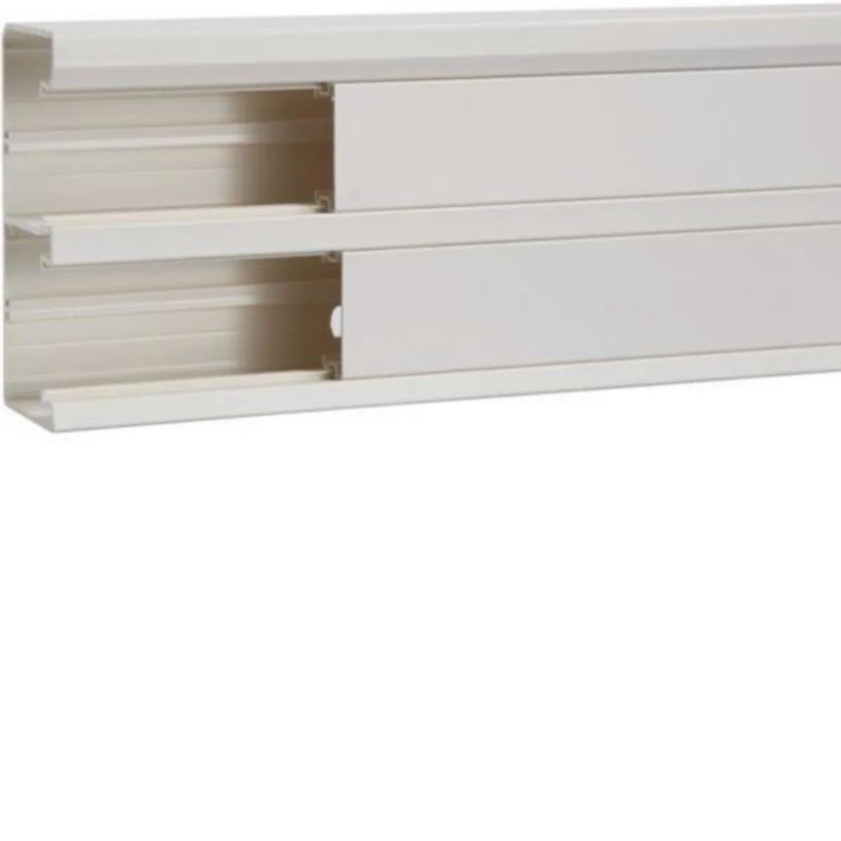 Asennuskanava Hager Tehalit GBD - JOHTOKANAVA TEHALIT.GBD GBD501310 PVC 56X134X2000 LVA