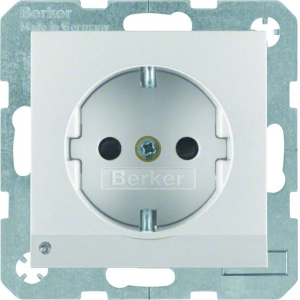 Pistorasia Hager S.1 1S/16A UKR LED ALU